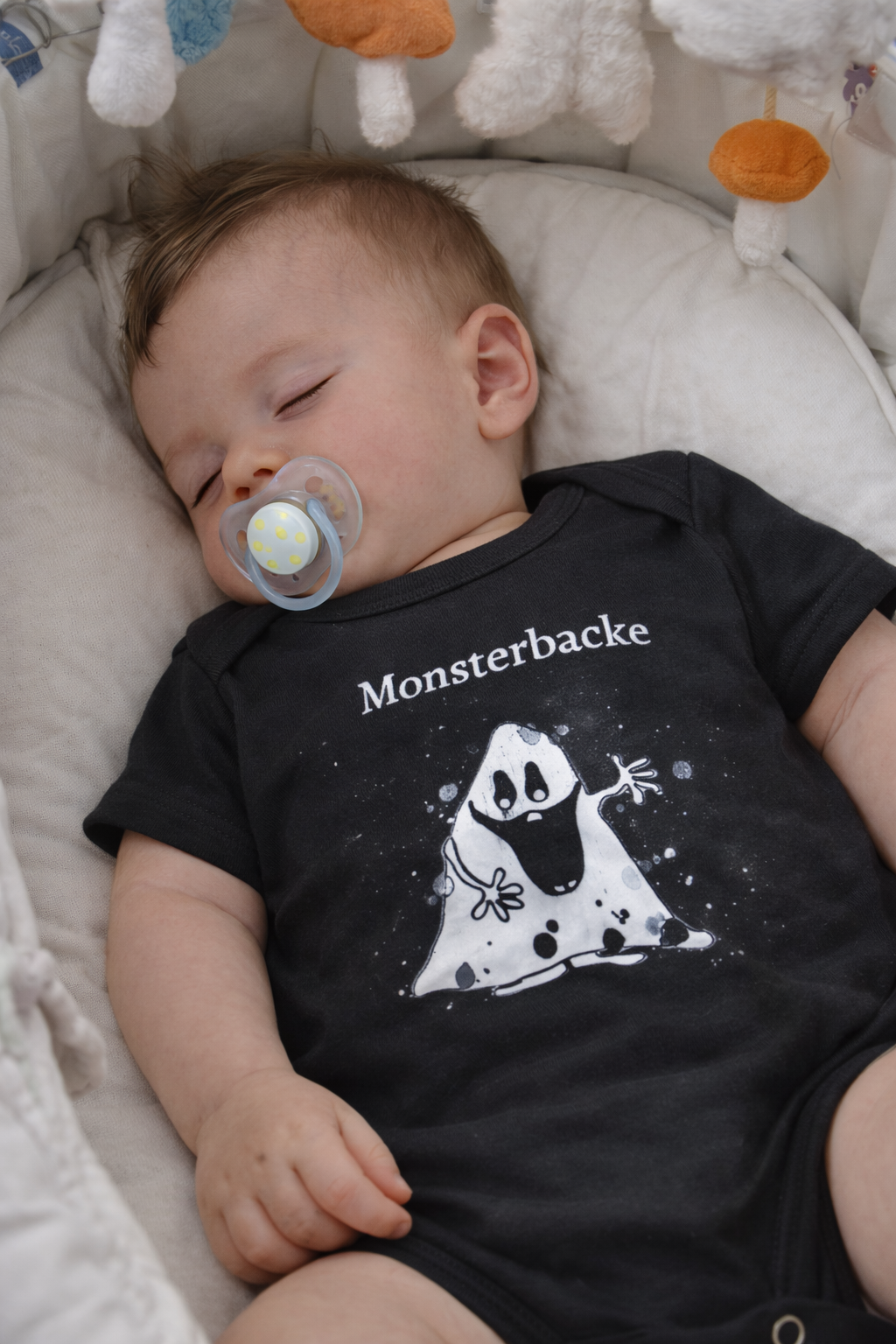 Kurzarmbody "Monsterbacke" aus Baumwolle BIO