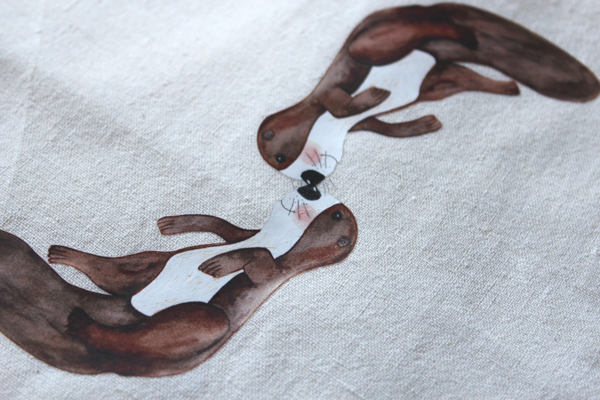 DIY-Kreativset Stoffbeutel mit süßen handdesignten Bügelbildern – Gestalte dein eigenes Lieblingsstück „Otterliebe“ – Für echte Herzensmomente