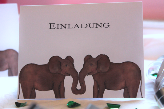 Kategorie Einladungen Karten Einladungskarten Königsknöpfe Kindergeburtstag selbstgemacht Geschenke für Klein und Groß Königsknöpfe Leinenpapier Klappkarten Geburtstag