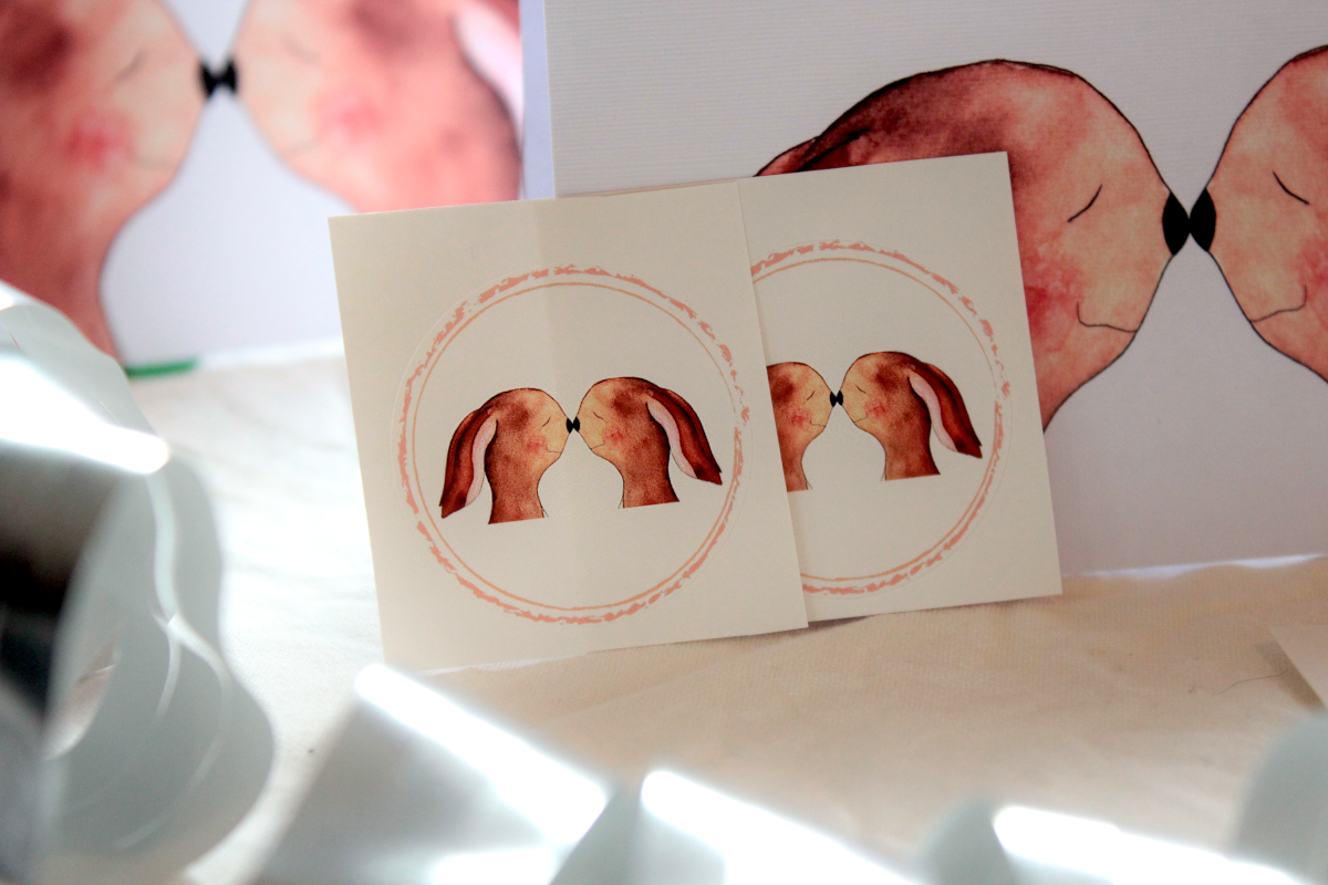 Kategorie Einladungen Karten Einladungskarten Königsknöpfe Kindergeburtstag selbstgemacht Geschenke für Klein und Groß Königsknöpfe Leinenpapier Klappkarten Geburtstag