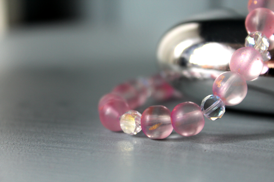 Handmade - Perlenarmband „Candy Heart Vibes“