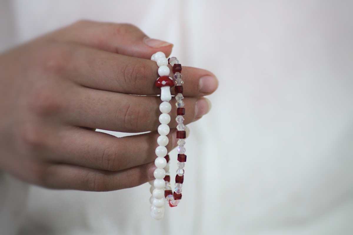 Keramik-Armband „Glückspilz“ – charmant, handgemacht und mit ganz viel Glück gepudert