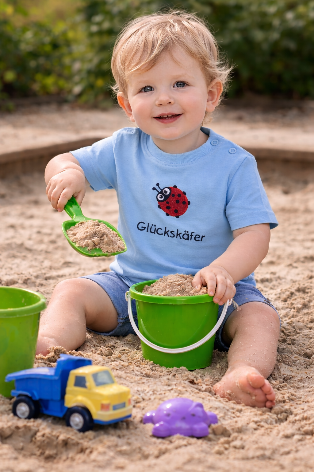 Baby und Kleinkind T-Shirt „Glückskäfer“