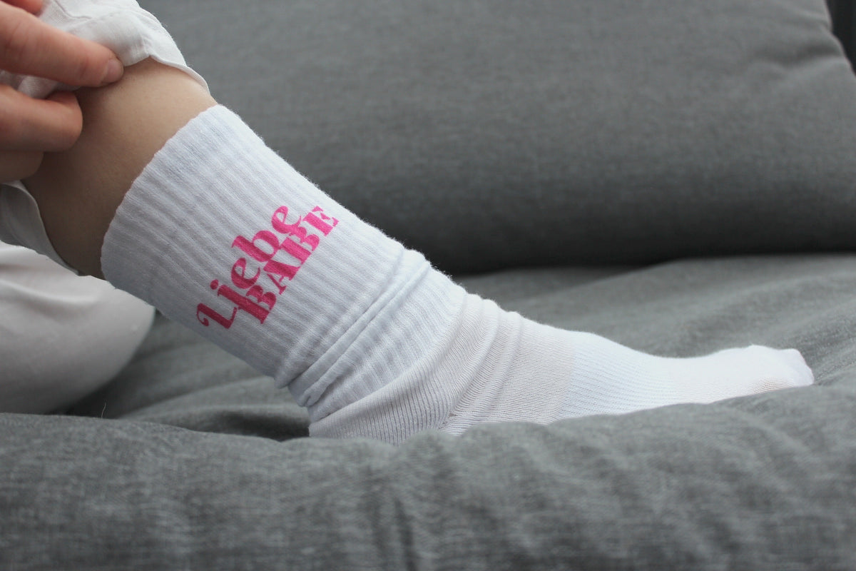 „Liebe Babe“ – Strümpfe zum Verlieben 💕