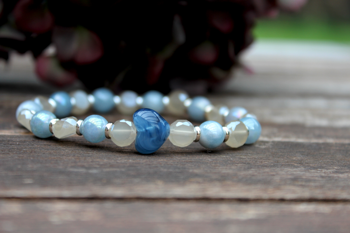 Personalisierbares Armband „Himmelblau & Silber"