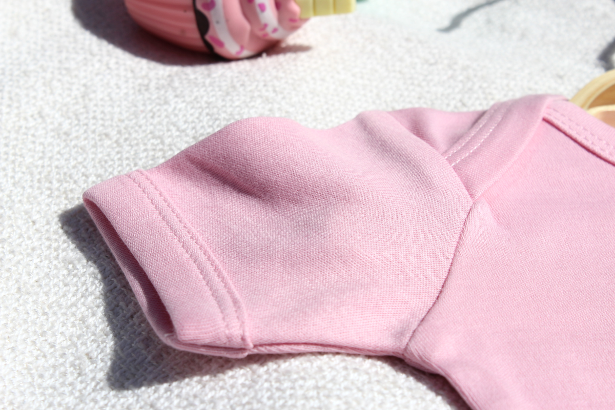 Kurzarmbody Häschen in verschiedenen Farben