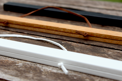 Personalisierbarer Ausmal-Adventskalender mit 24 weihnachtlichen Motiven und zusätzlich 24 magischen Wichtelgeheimnissen