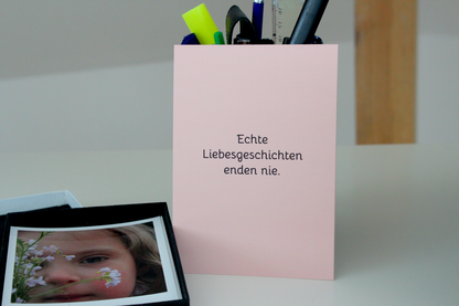 Geburtstag Schreibblock Notizblock Blöckchen Notizblöckchen Blöckchenliebe Königsknöpfe Diy Shop Geschenke Onlineshop selbstgemacht Geschenke Weihnachten Büro Königsknöpfe Illustration Karte Postkarte Schreib mal wieder
