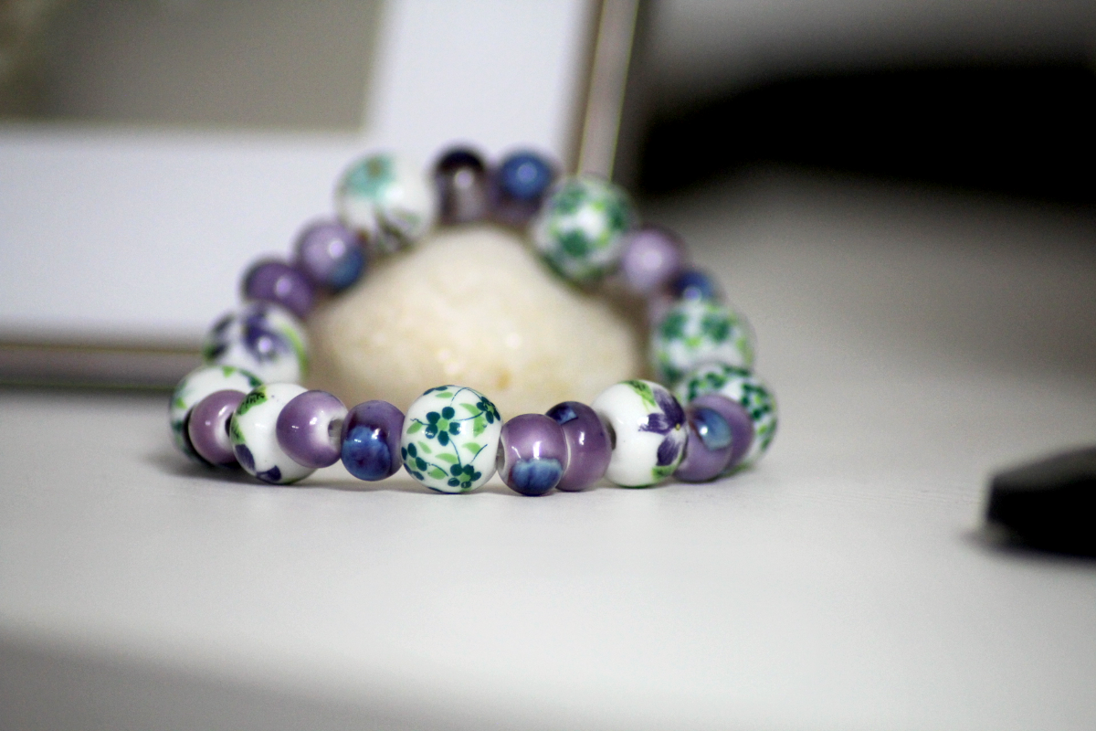 Keramik-Armband „Blütengarten“ – kunstvoll & handgemacht