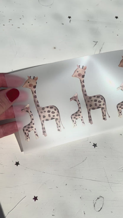 DIY-Kreativset Stoffbeutel mit süßen handdesignten Bügelbildern – Gestalte dein eigenes Lieblingsstück „Giraffenmama“ – Großes Herz auf langen Beinen