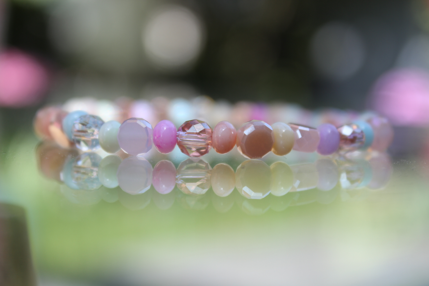 Handmade - Perlenarmband „Candy“ – Farben, die tanzen!