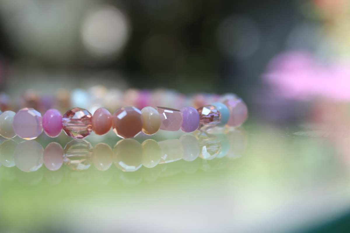 Handmade - Perlenarmband „Candy“ – Farben, die tanzen!