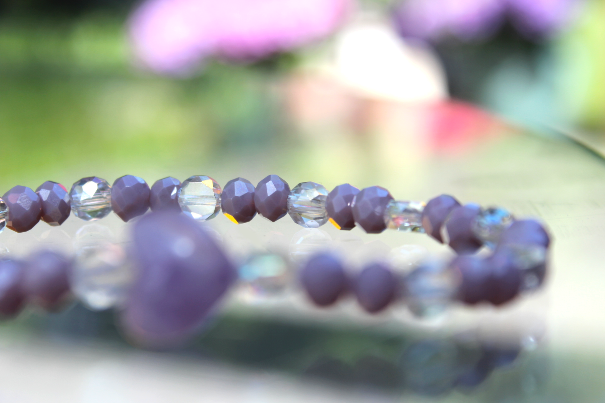 Handmade - Perlenarmband „Verwunschen & verliebt“