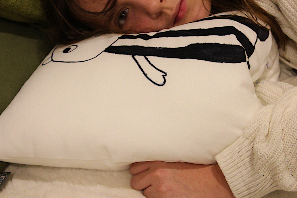 Kissen, Kuschelkissen, Königsknöpfe, individuell, Kinder, Schule, Selbstgemacht, Geschenke,